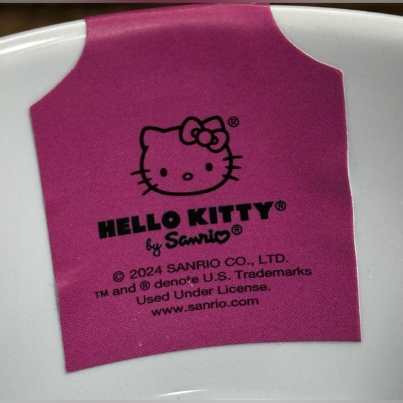 2024 Collection Hello Kitty & Apples π π Set of 4 Melamine Mini Bowls - β¦ - Picture 6 of 8